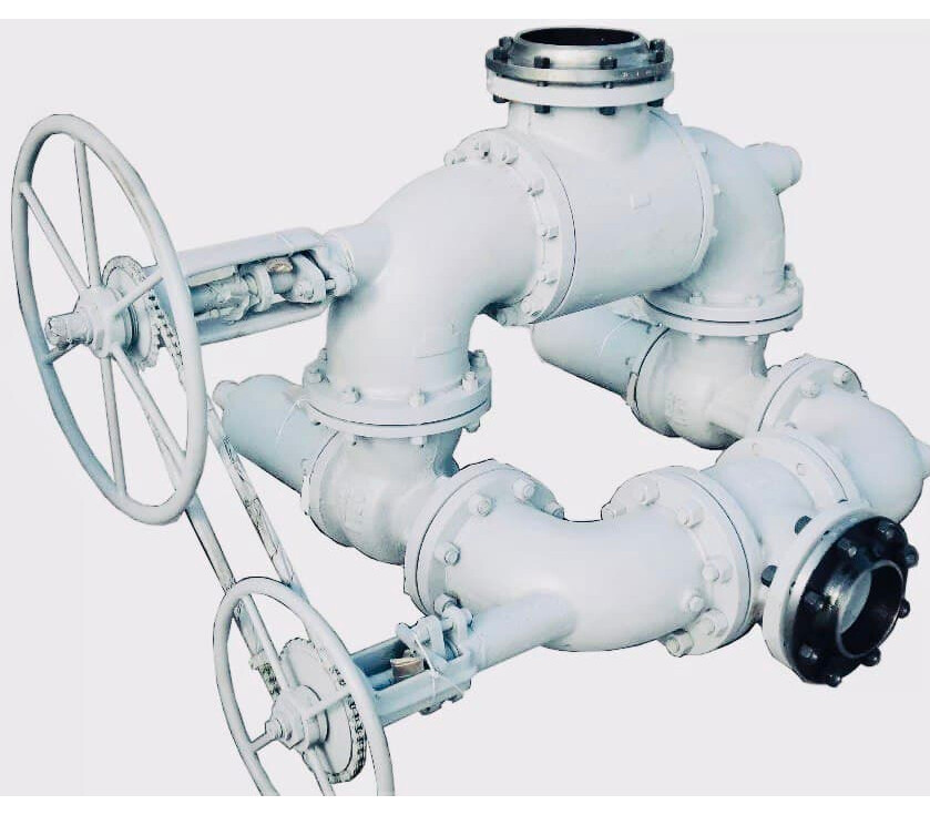 Блок предохранительных клапанов с переключающими устройствами БПК4 150-16 50с7нж в составе: клапан предохранительный пружинный сальниковый фланцевый без приспособления для принудительного открытия СППК4 150-16 17с7нж DN 150/200 PN 1,6/0,6 МПа У1, корпус с - фото товара